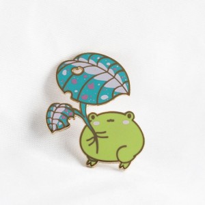 Wholesale factory price frog hard enamel pins animal badges with UV printing