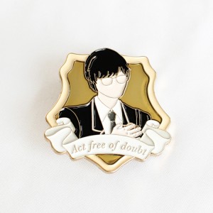 Korean kpop Idol figure hard enaneml pins custom badges