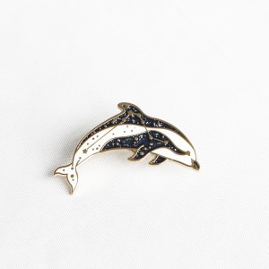 Lare size dolphin pins animal badges Risso enamel pins