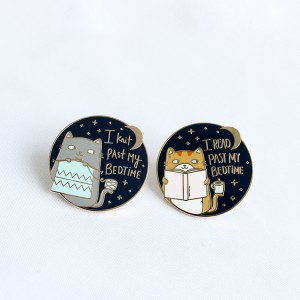 two cute kitty  custom  hard enamel pins souvenir cartoon badges