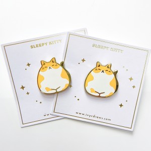 Factory New design Custom Metal Pins Supplier Glitter Brooch Anime Hard Enamel Pin Cute Cat Soft Lapel Badge Custom Enamel Pin