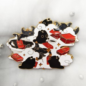 I-Wholesale Hot Sale Custom Custom Fashion Cute Metal Metal Logo logo amabheji we-Brooch hard Soft Enamel Pins I-Lapel Pins