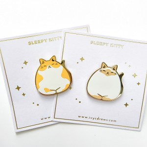 Factory New design Custom Metal Pins Supplier Glitter Brooch Anime Hard Enamel Pin Cute Cat Soft Lapel Badge Custom Enamel Pin