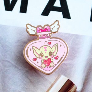 Wholesale Custom Personalized Metal Cute Anime Safety Hat Hard Enamel Logo Pin