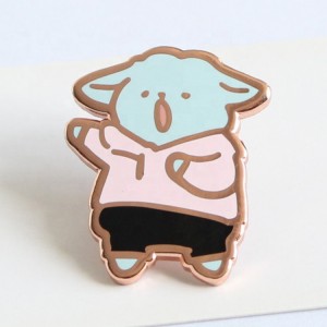 China Wholesale Hard Soft Enamel Metal Glitter Glow in Dark Lapel Pin